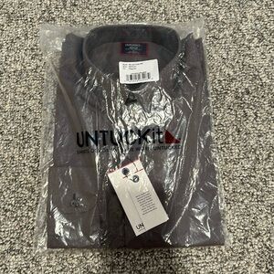 UntuckIt Long Sleeve Button Down in Gray